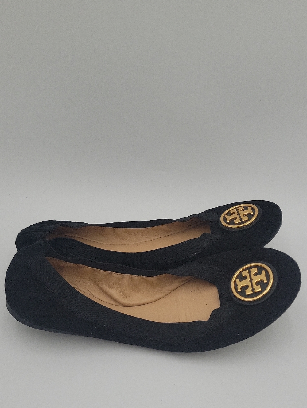 Tory Burch Black Suede Logo Ballet Flats with Gold Tone Logo size 8.5 - Picture 6 of 8